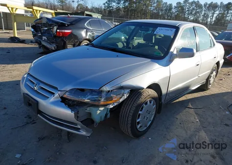 2002 Honda Accord 2.3 Lx from USA, damaged, VIN 1HGCG56452A130113